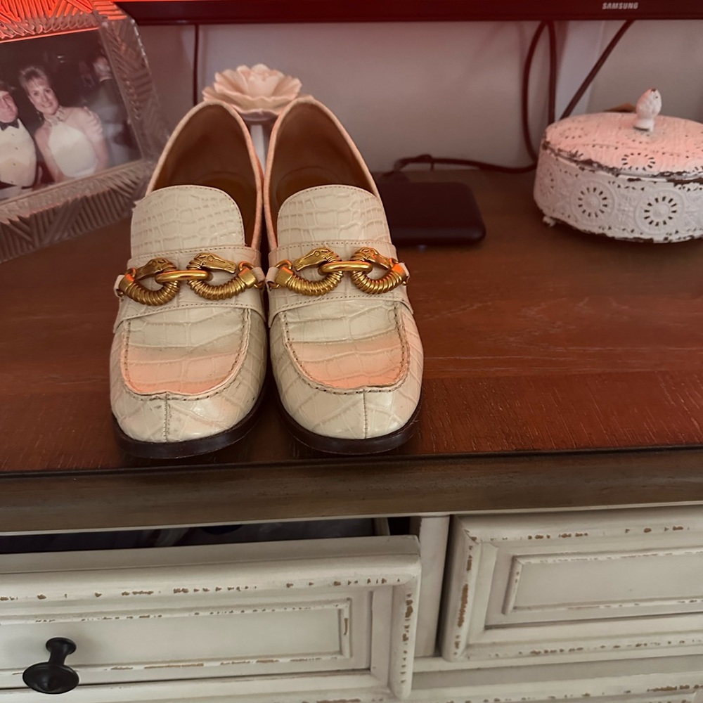 Tory Burch Cream and Gold Flats with Chain Detail